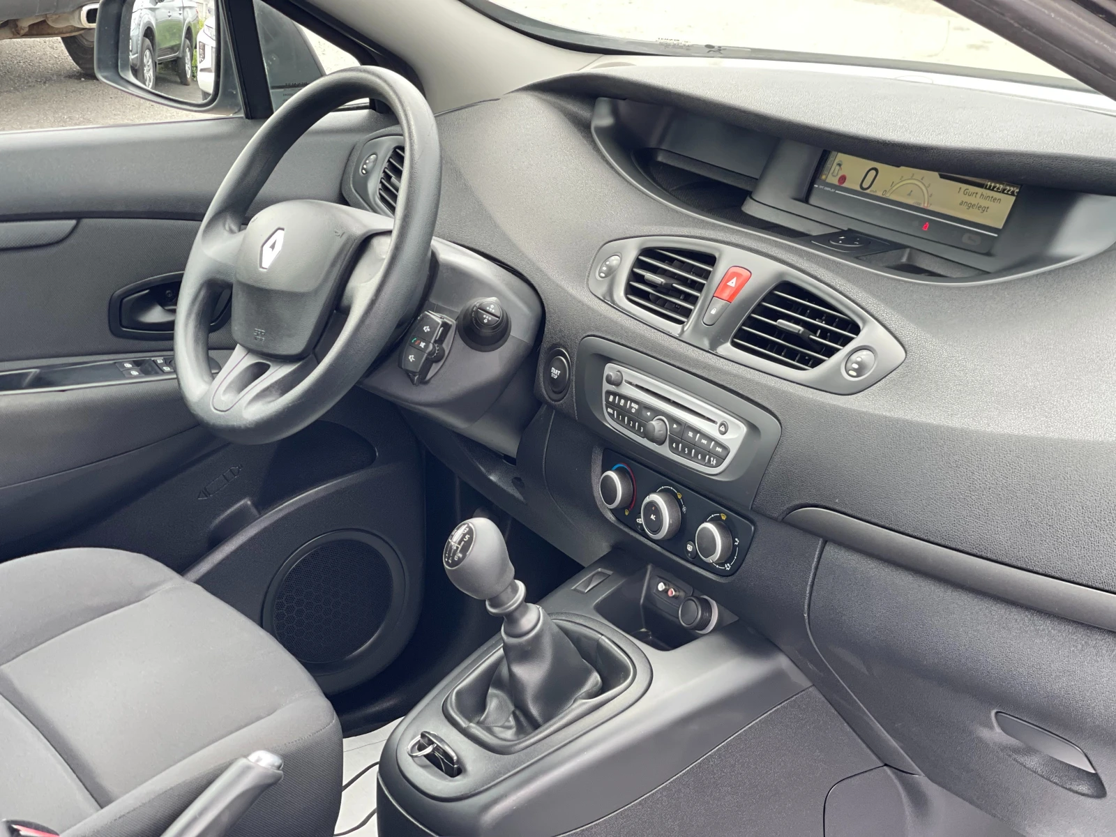 Renault Scenic 1.6i | Mobile.bg � ����������� 11