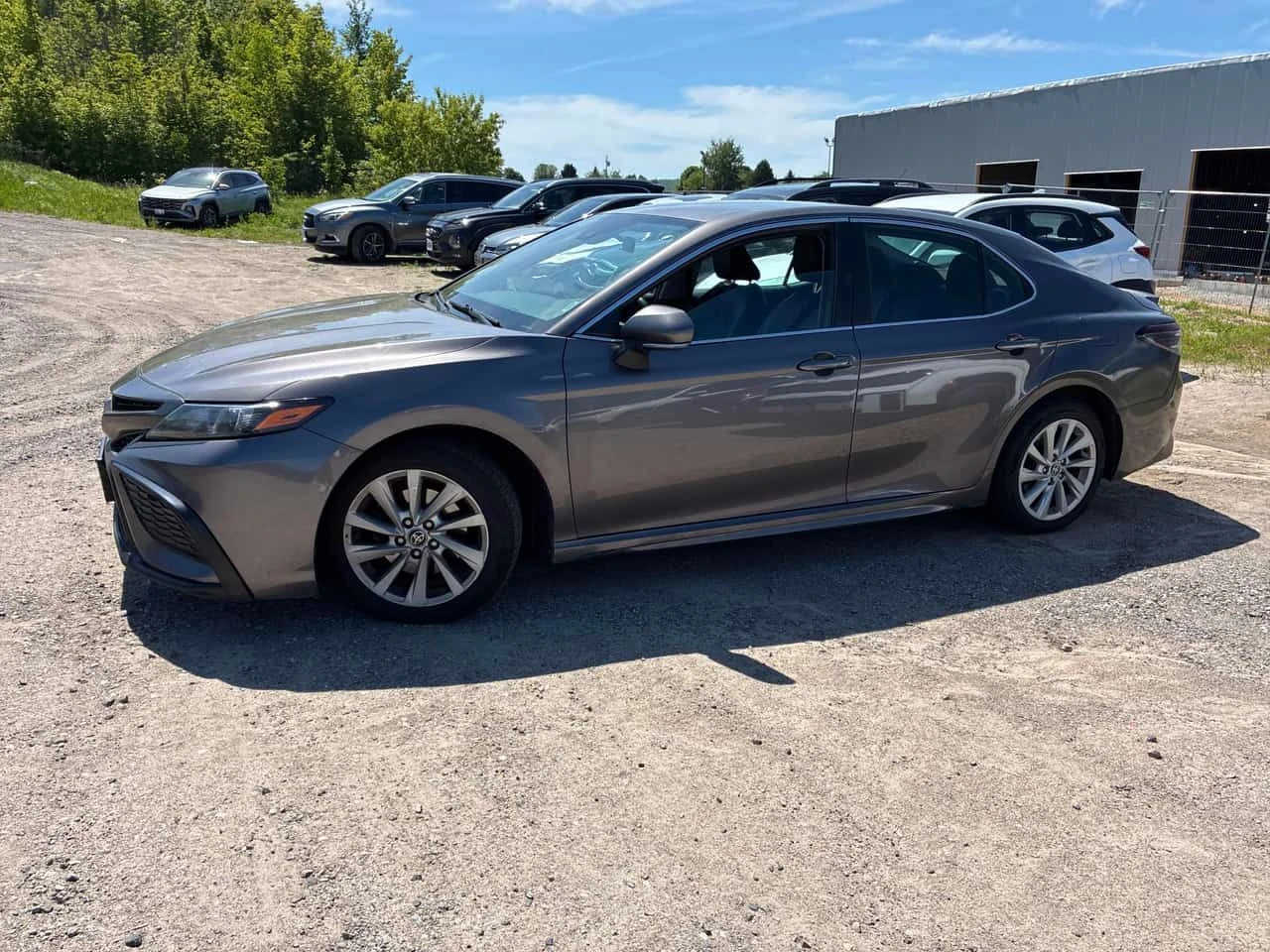 Toyota Camry SE * ГЛАВНО ПРЕДСТАВИТЕЛСТВО НА HYUNDAI* , снимка 2 - Автомобили и джипове - 54835076
