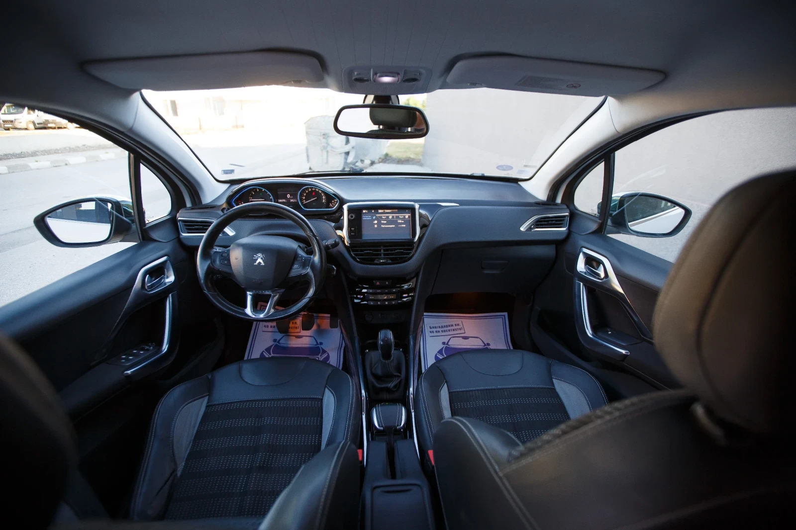 Peugeot 2008 1.6 Allure, снимка 9 - Автомобили и джипове - 54917891