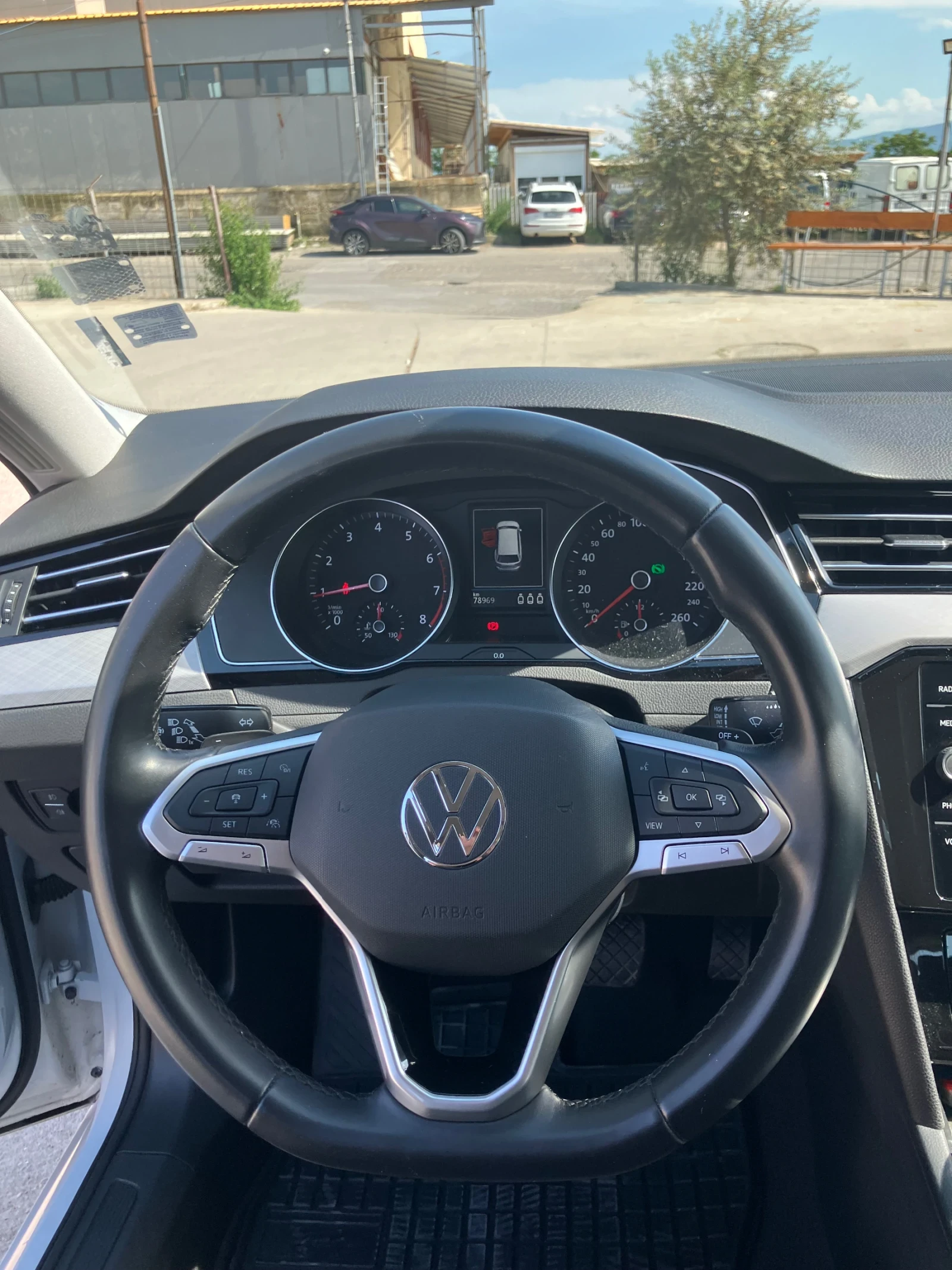 VW Passat 8.5, снимка 14 - Автомобили и джипове - 54961637