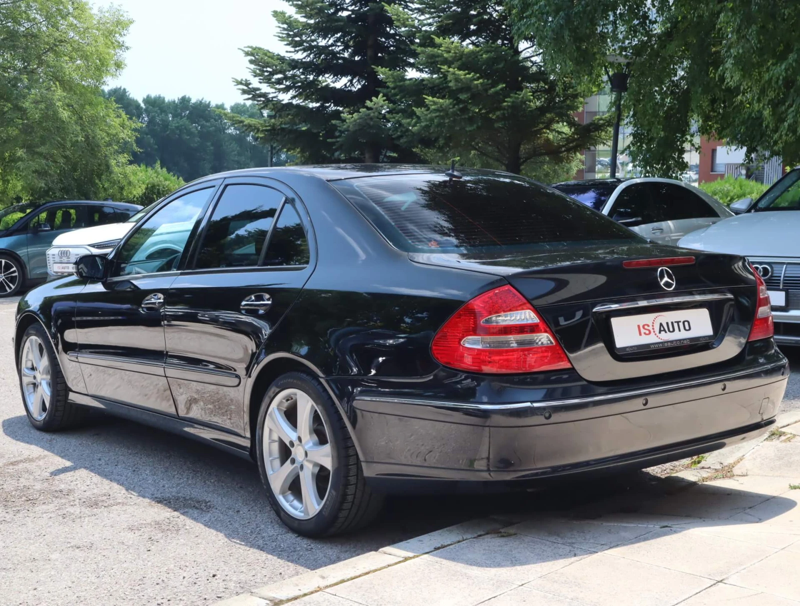 Mercedes-Benz E 280 CDI/Автомат/Подгрев/PDC/, снимка 6 - Автомобили и джипове - 55245407