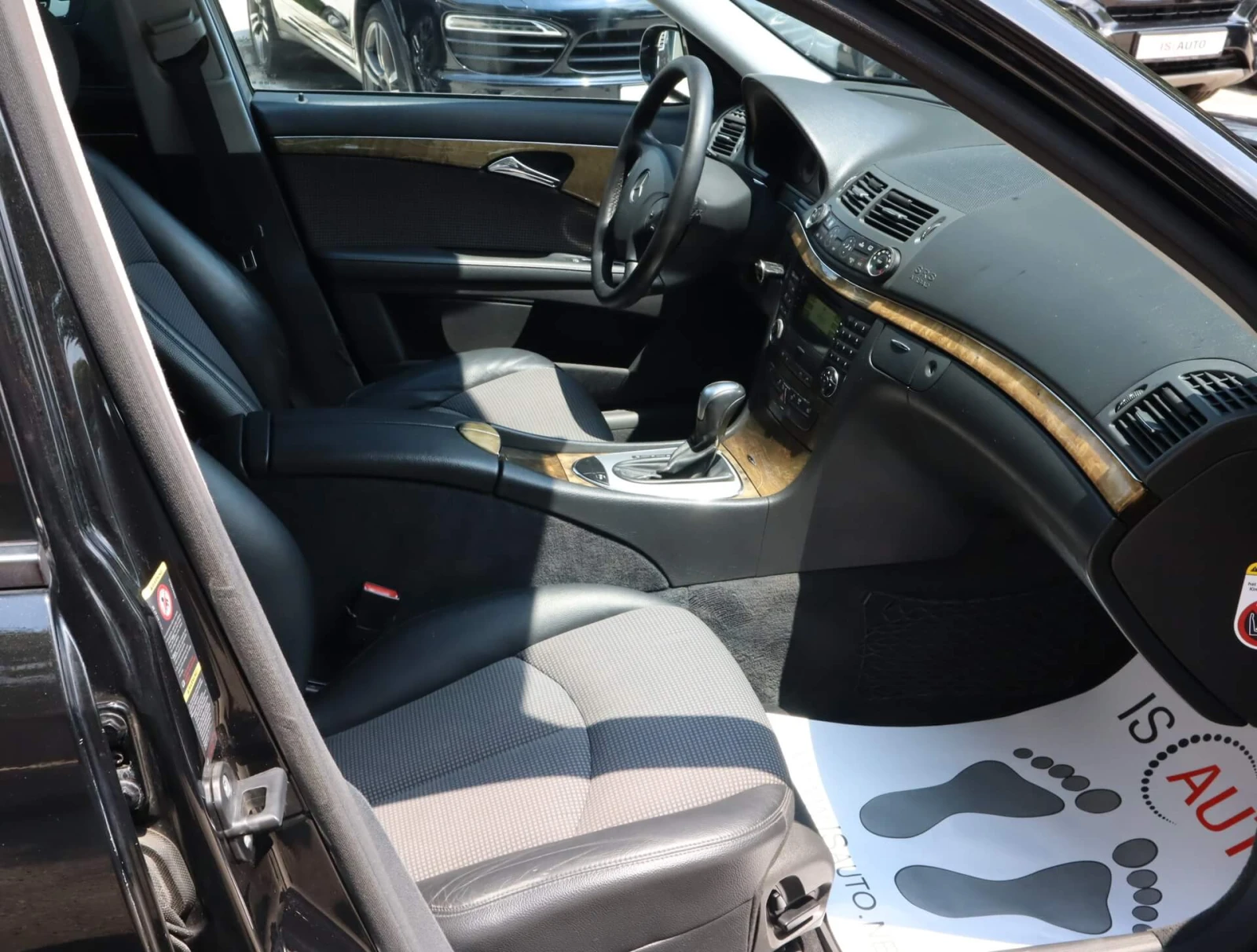 Mercedes-Benz E 280 CDI/Автомат/Подгрев/PDC/, снимка 9 - Автомобили и джипове - 55245407