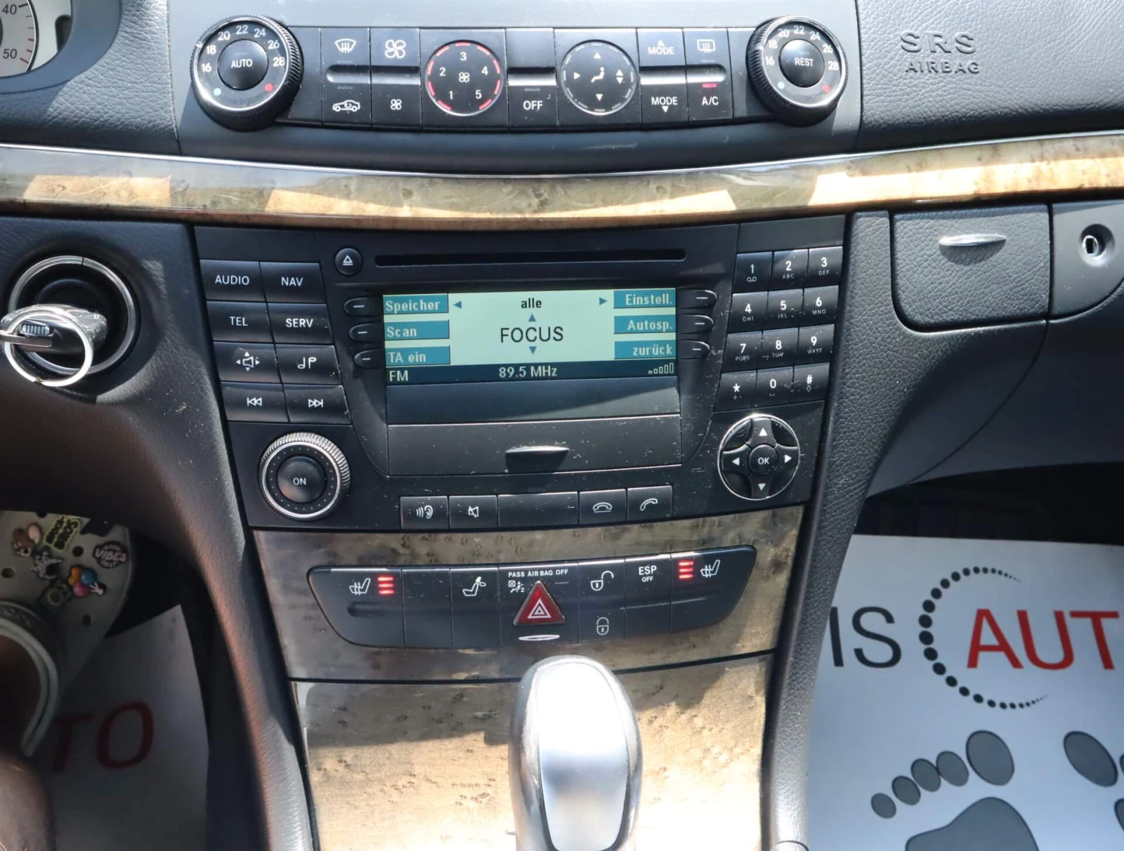 Mercedes-Benz E 280 CDI/Автомат/Подгрев/PDC/, снимка 11 - Автомобили и джипове - 55245407