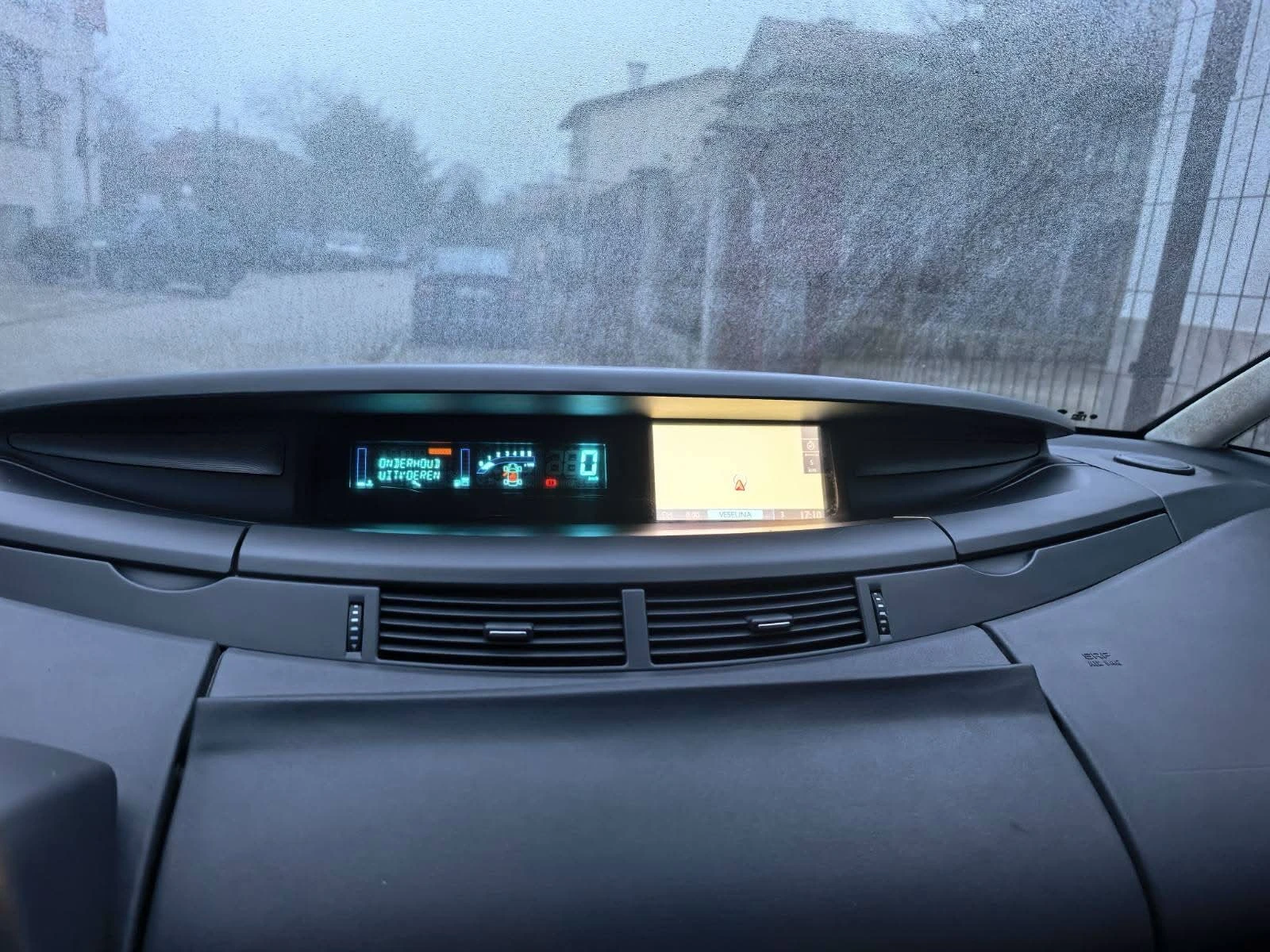 Renault Espace 2009 1.9, снимка 13 - Автомобили и джипове - 55545241