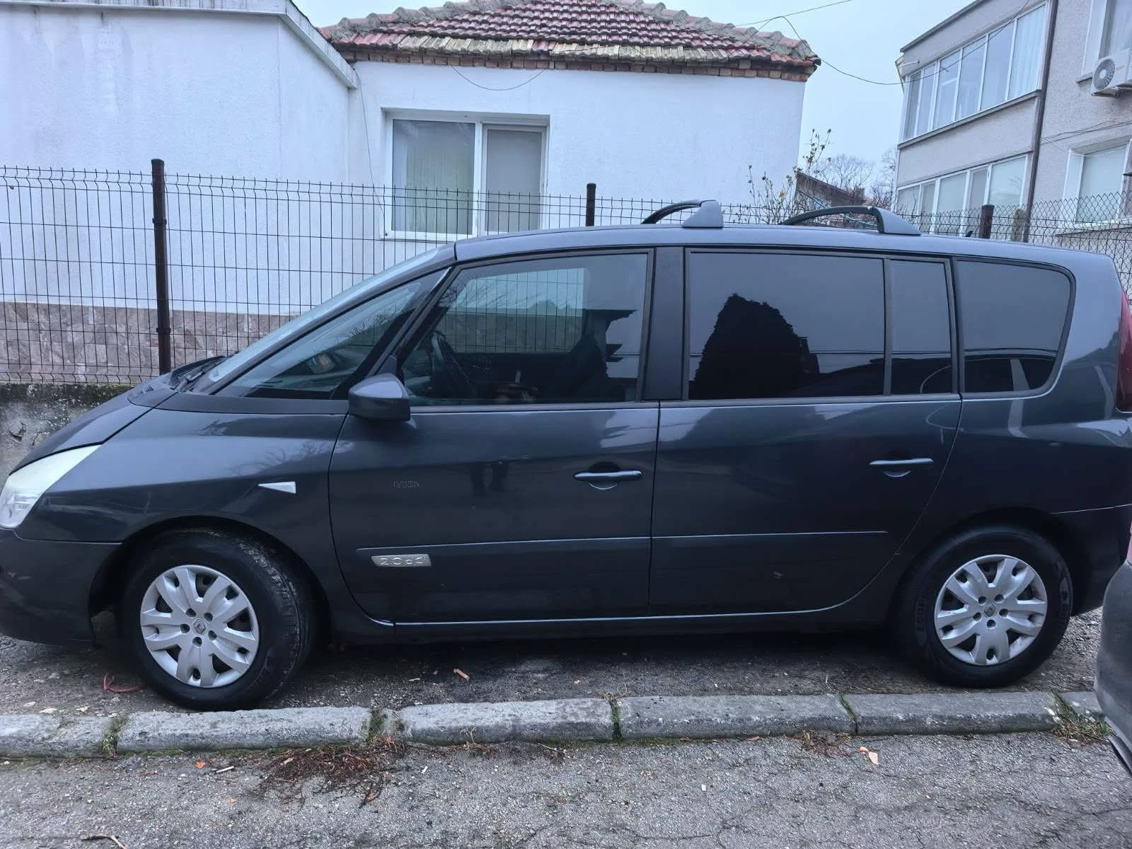 Renault Espace 2009 1.9, снимка 2 - Автомобили и джипове - 55545241