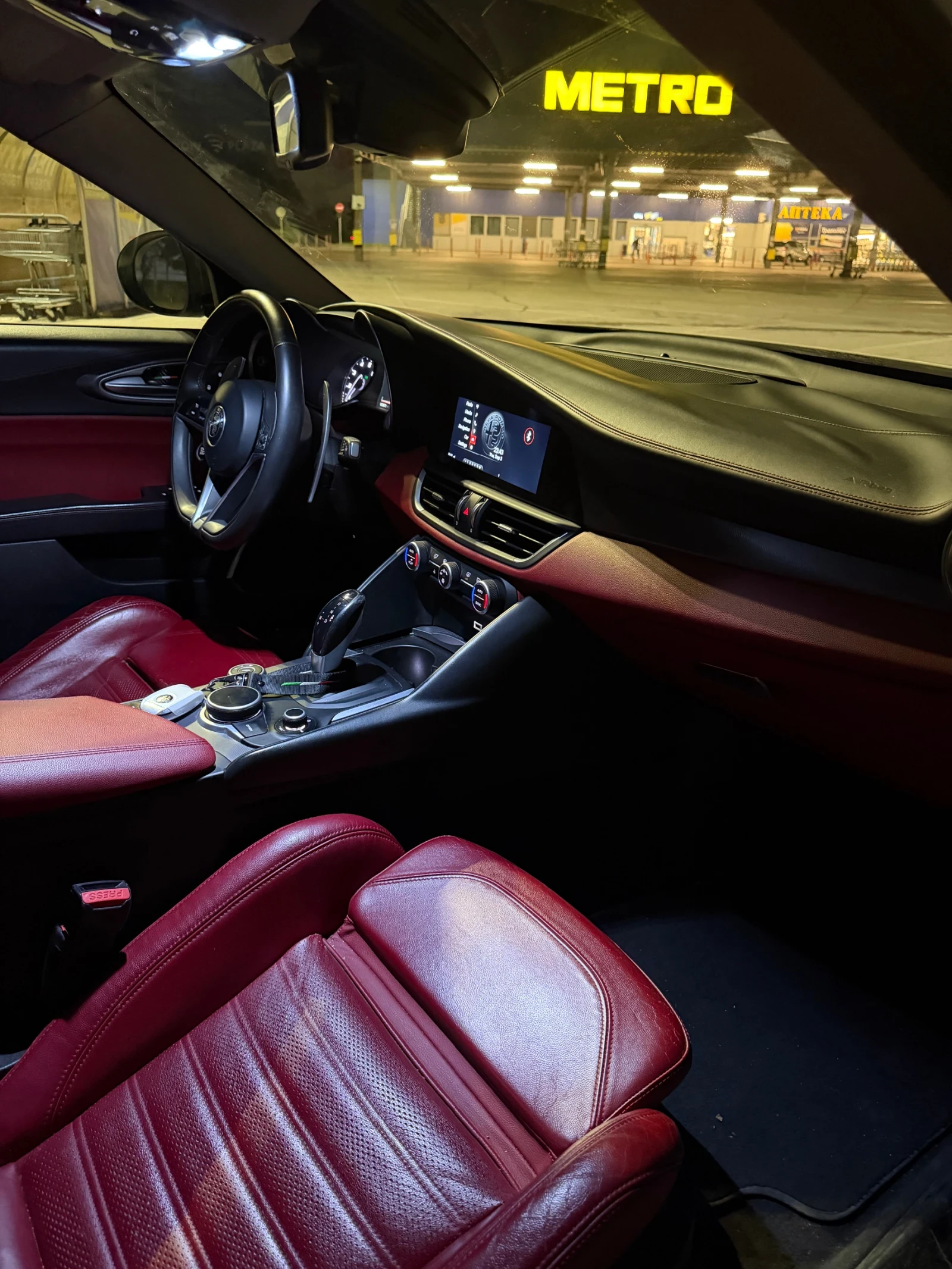 Alfa Romeo Giulia TI sport, снимка 9 - Автомобили и джипове - 55945051
