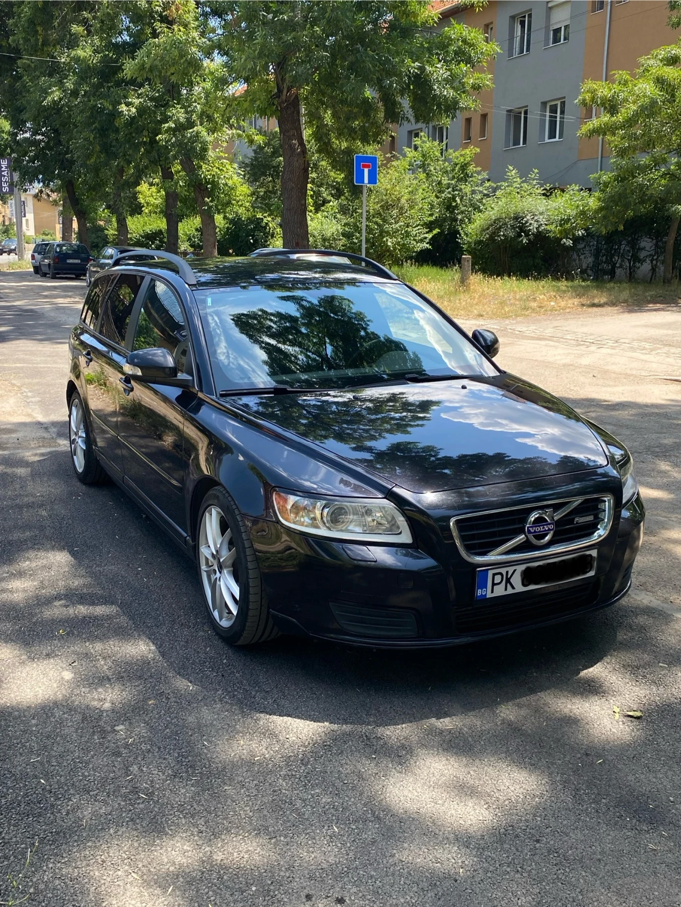 Volvo V50 R-Design 1.6 HDi, снимка 3 - Автомобили и джипове - 56040880