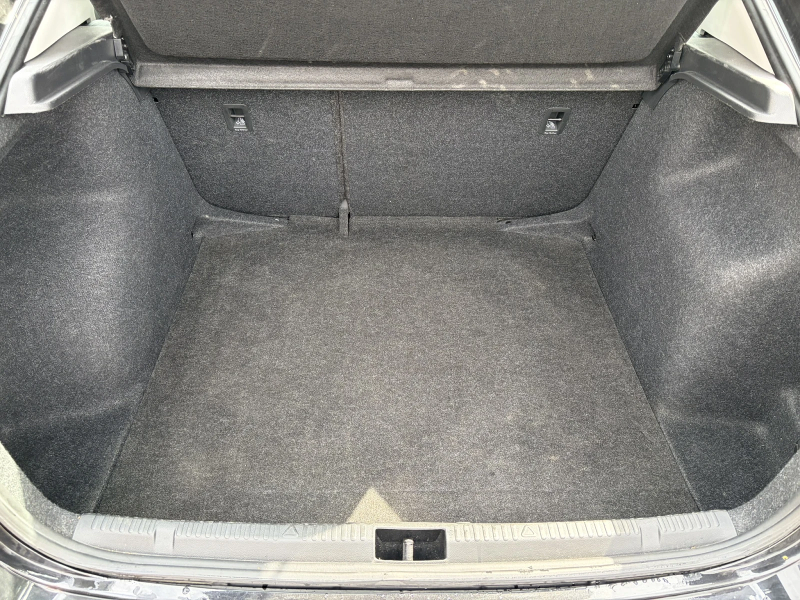 Skoda Rapid 1.0 TSI Facelift, снимка 15 - Автомобили и джипове - 56389708