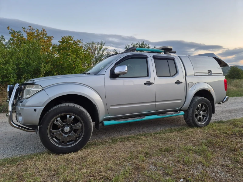 Nissan Navara, снимка 9 - Автомобили и джипове - 47324726