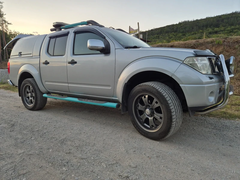 Nissan Navara, снимка 10 - Автомобили и джипове - 47324726