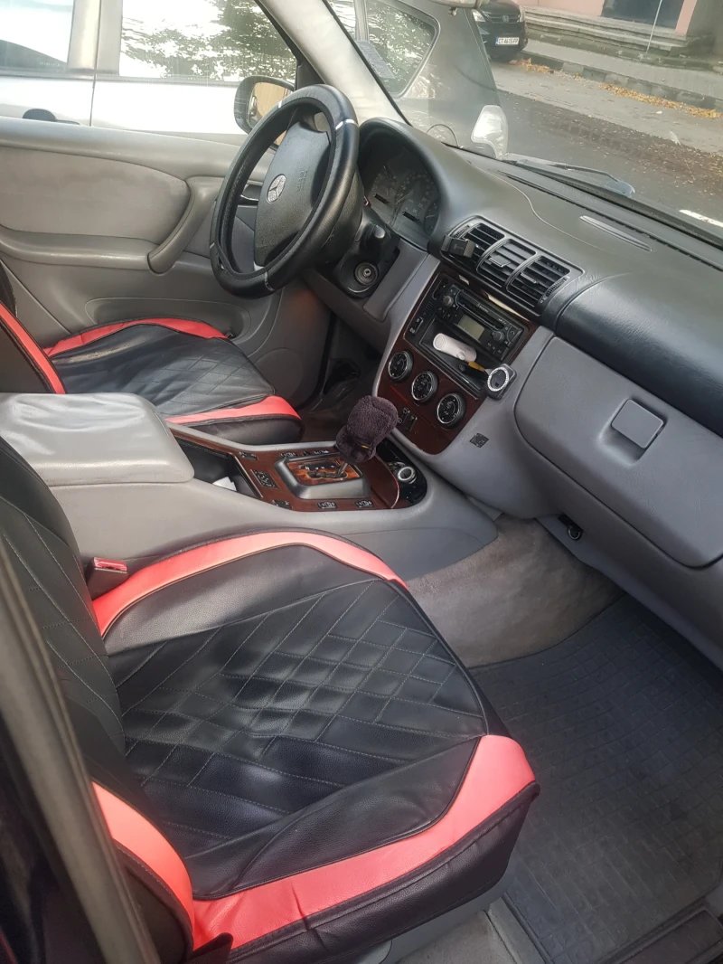 Mercedes-Benz ML 270, снимка 5 - Автомобили и джипове - 52484048