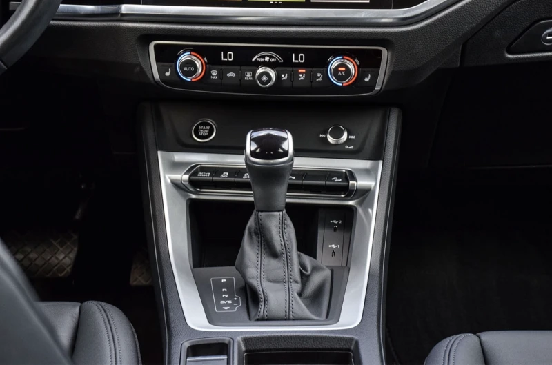 Audi Q3 2023 Audi Q3 Progressiv, снимка 9 - Автомобили и джипове - 53186105