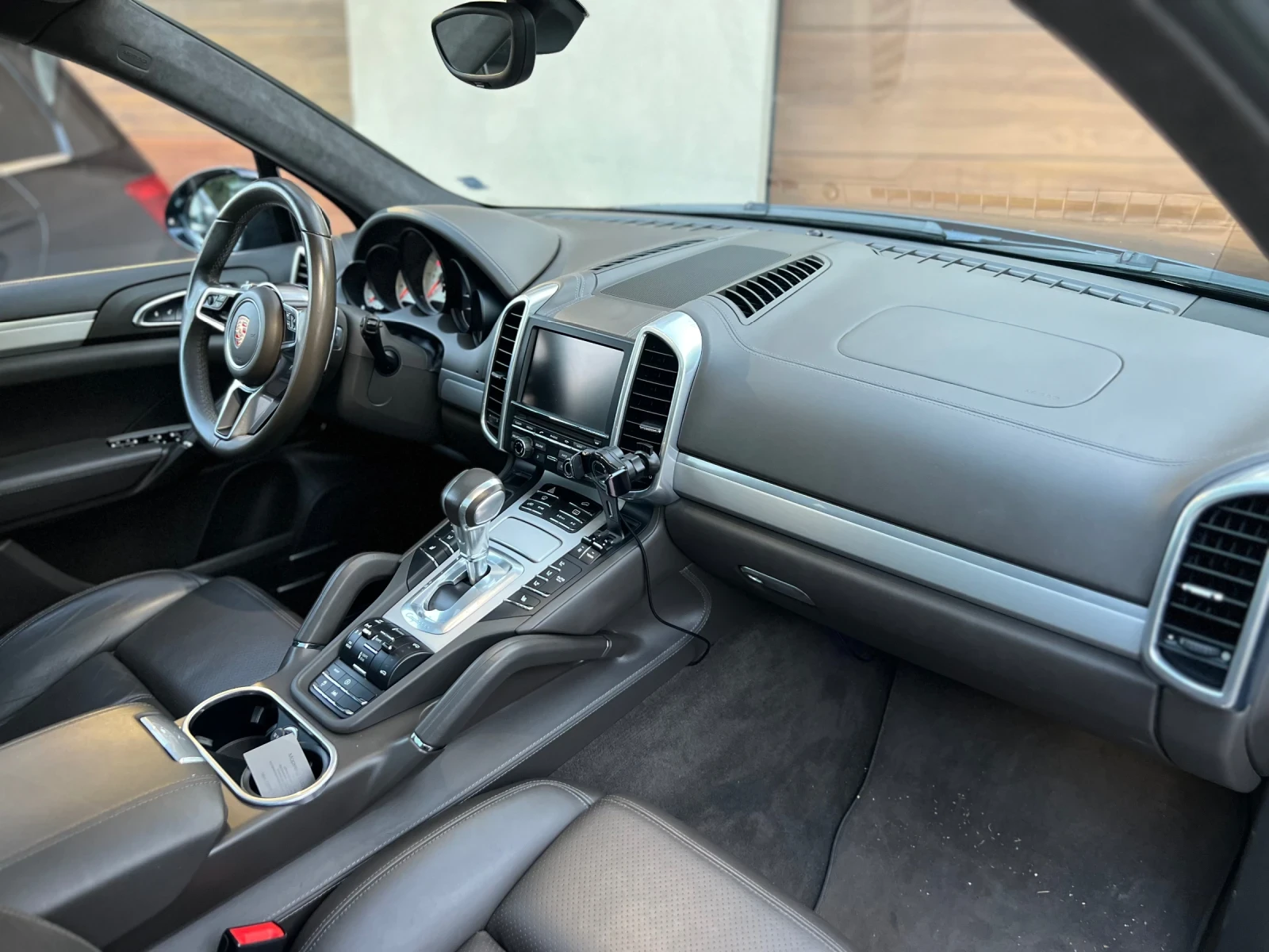Porsche Cayenne S - изображение 8