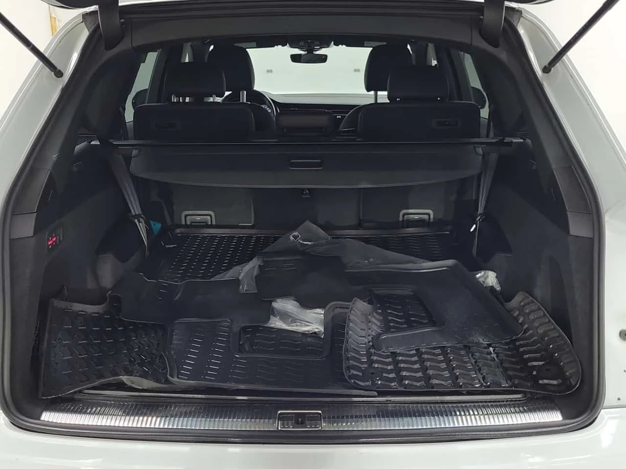 Audi Q7 * PROGRESSIV * S-LINE* ���������* ��� �����*  | Mobile.bg � ����������� 14