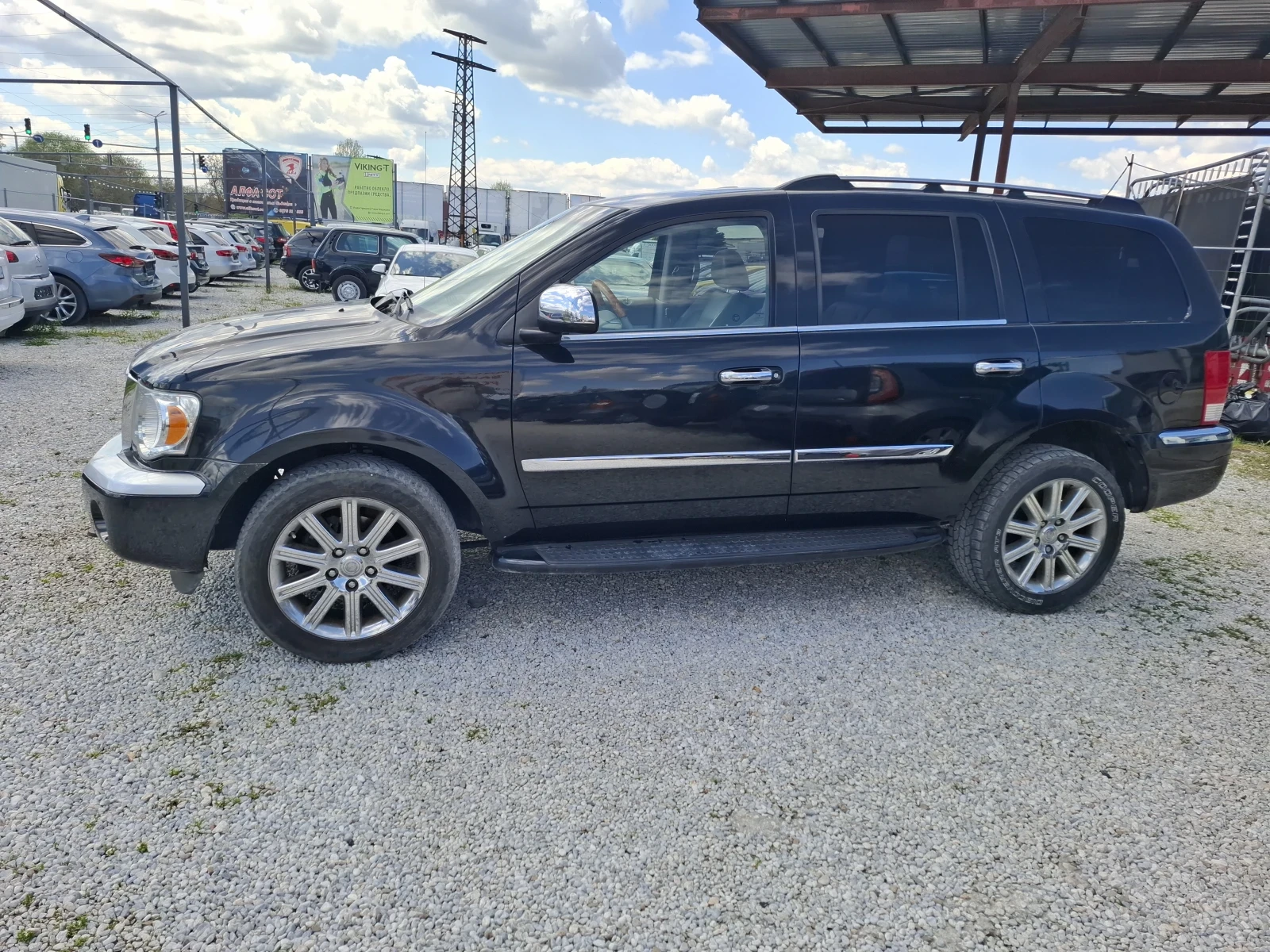 Chrysler Aspen, снимка 3 - Автомобили и джипове - 54439771