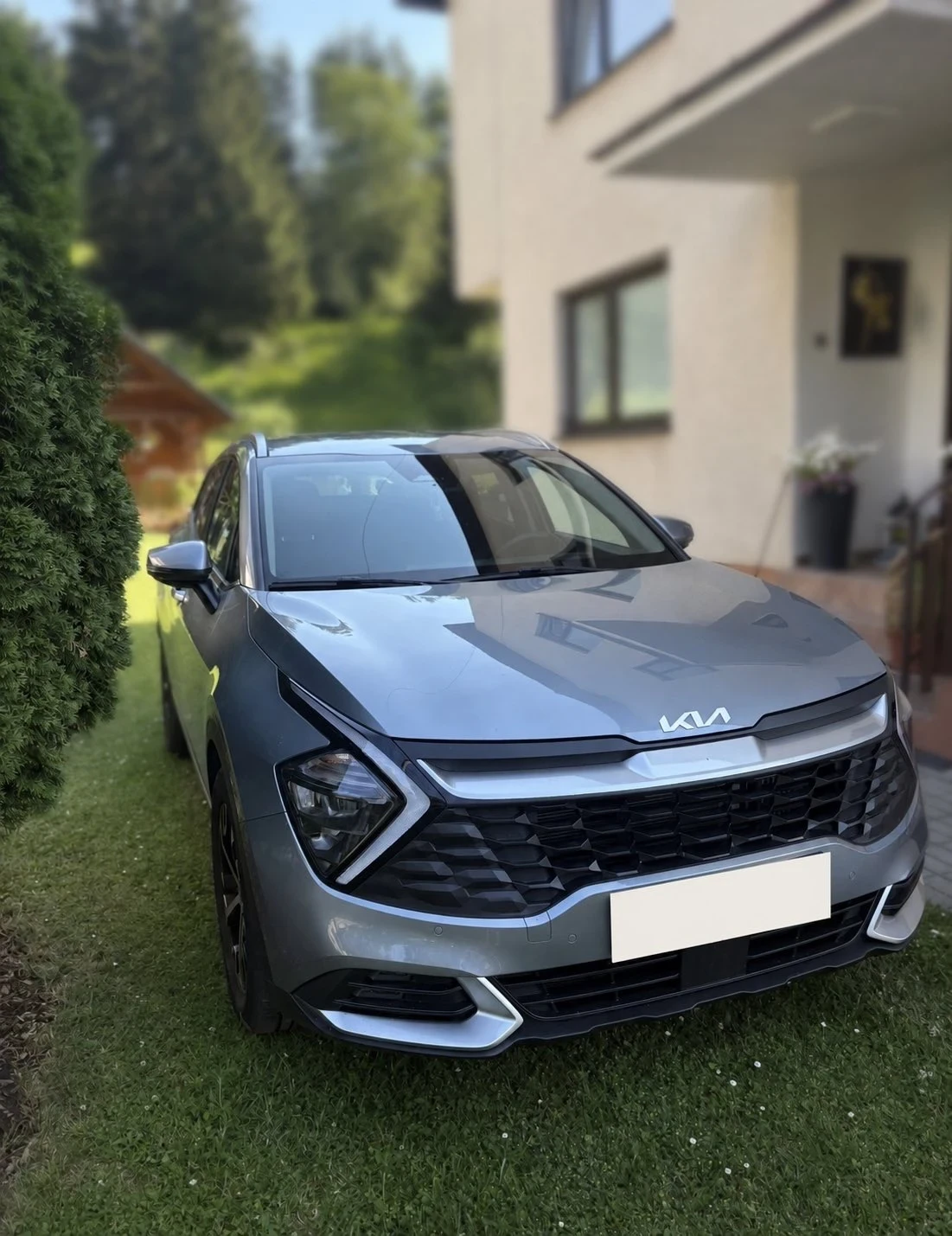 Kia Sportage Gold 4x4 Automatic 2022 1.6T GDi Mild Hybrid 150HP, снимка 2 - Автомобили и джипове - 55342412