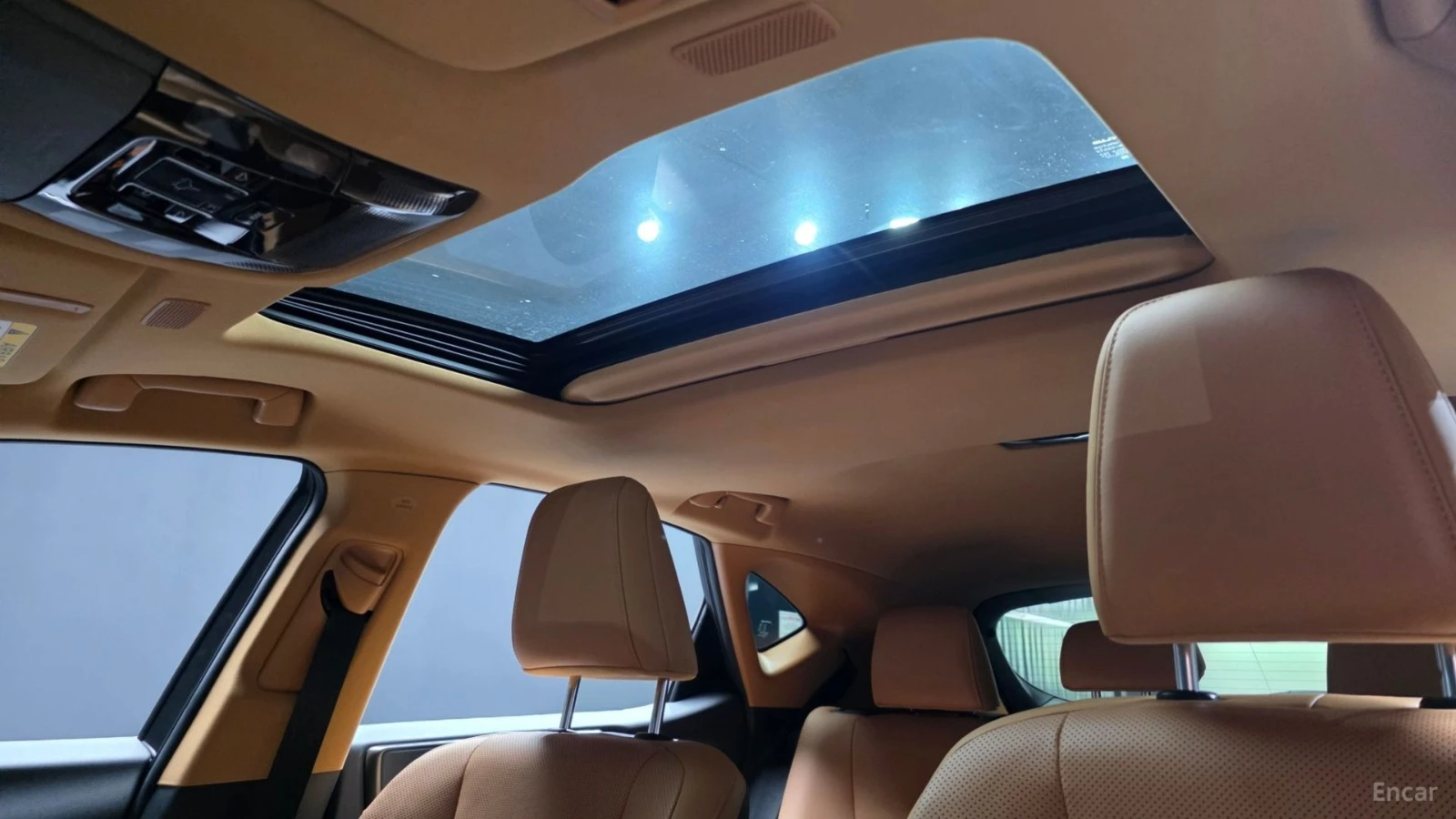 Lexus NX 350h PREMIUM* КОЖА* ОБДУХВ* ПАНО* НАВИ, снимка 16 - Автомобили и джипове - 55434635