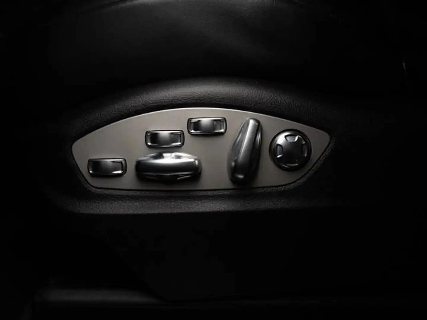 Porsche Macan GTS PREMIUM PLUS BOSE ЦЕНА ДО БЪЛГАРИЯ АВТОКРЕДИТ, снимка 7 - Автомобили и джипове - 55858967