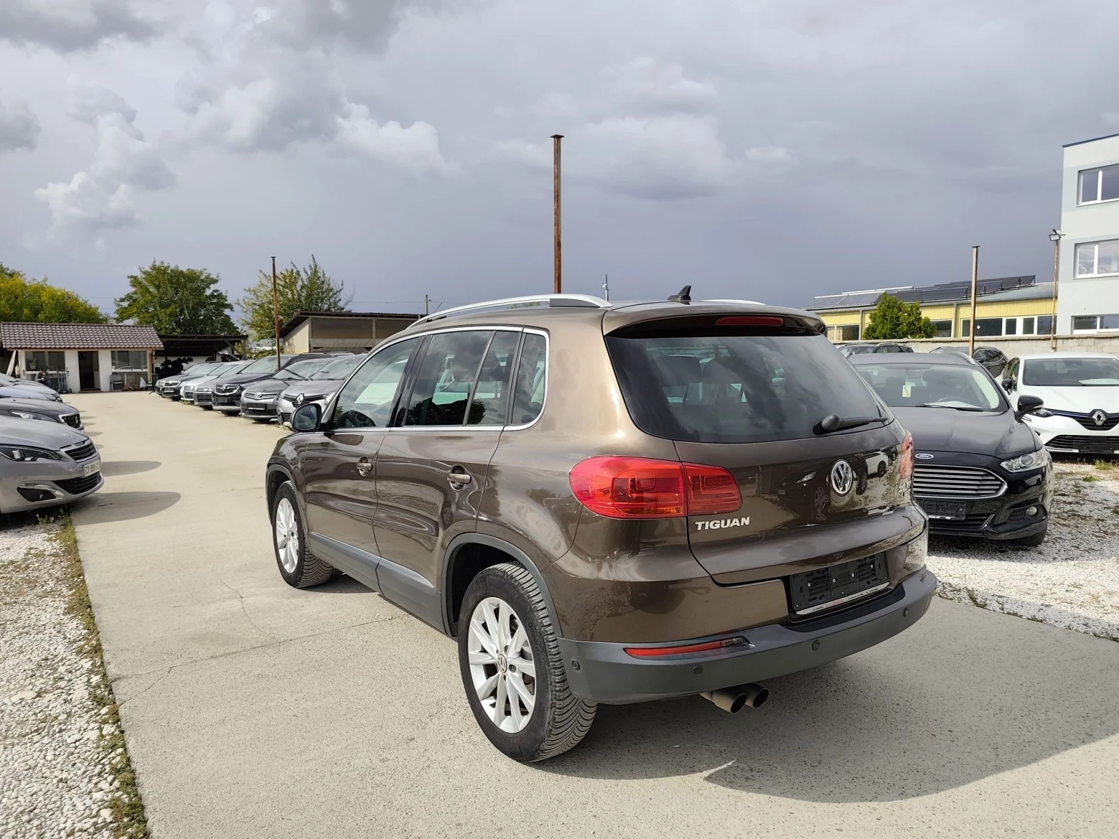 VW Tiguan 2.0TDI, 6 ��������, ������  | Mobile.bg � ����������� 6