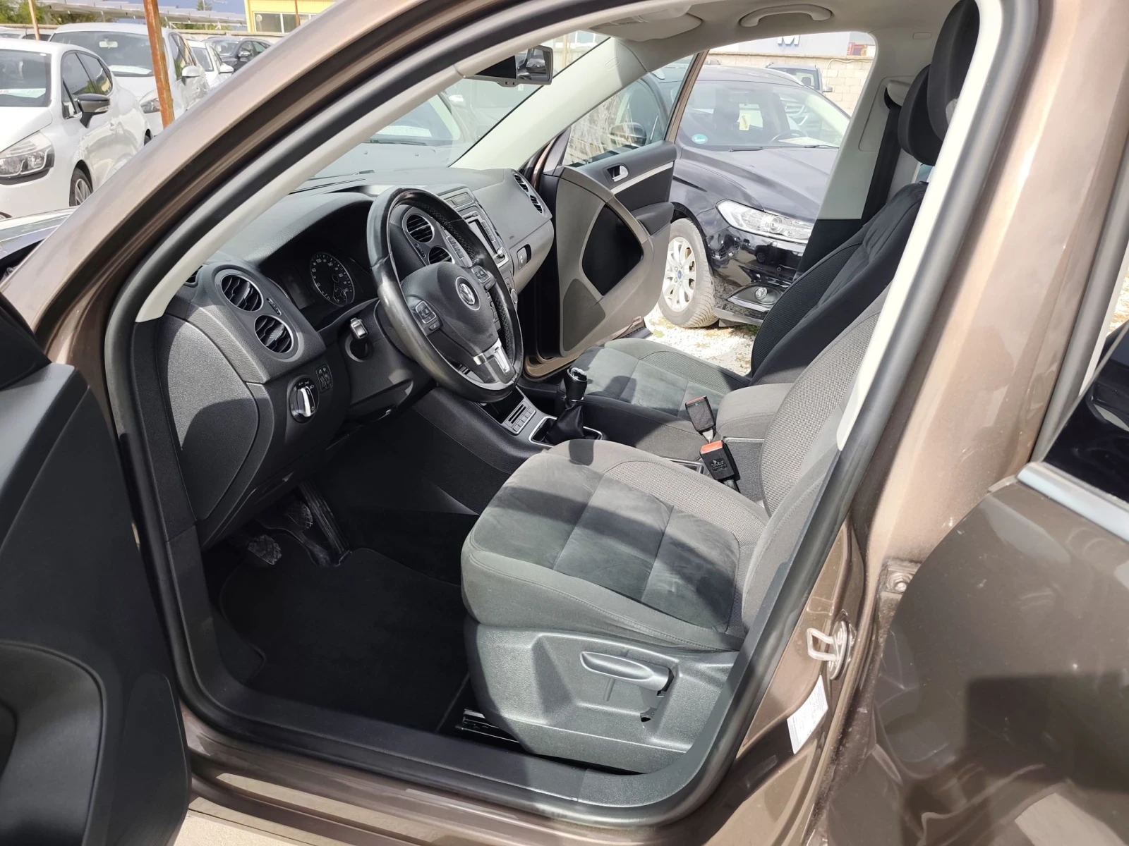 VW Tiguan 2.0TDI, 6 ��������, ������  | Mobile.bg � ����������� 7