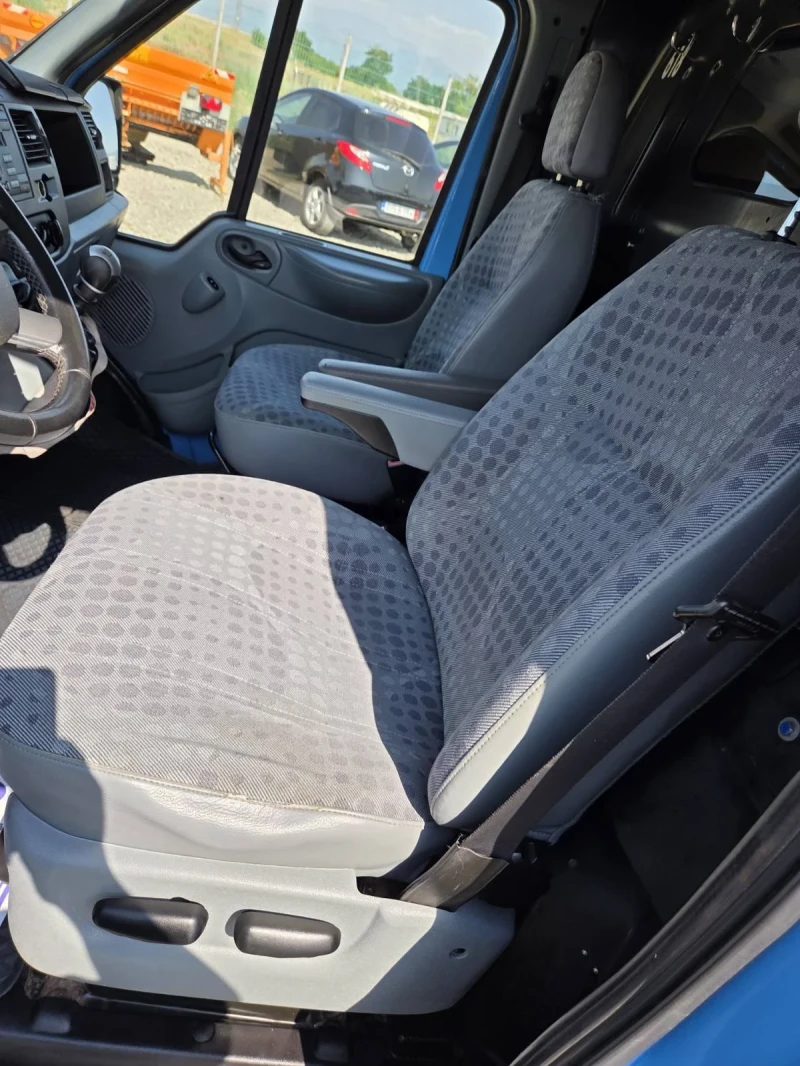 Ford Transit 2.2 внос Швейцария, снимка 8 - Бусове и автобуси - 50733646