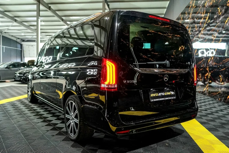 Mercedes-Benz V 300 D 7+ 1 LONG FULL AMG LINE BURMEISTER ЛИЗИНГ 100%, снимка 6 - Бусове и автобуси - 52705532