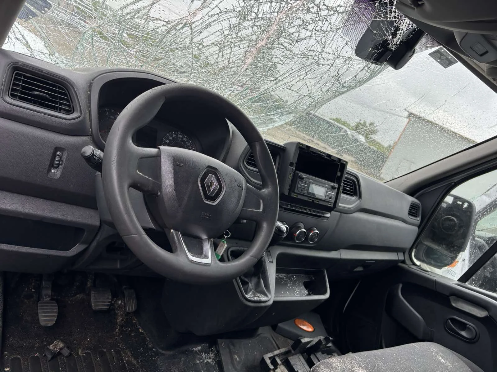 Renault Master 2.3d ЗАДНО 15 броя НА ЧАСТИ, снимка 8 - Бусове и автобуси - 52000382