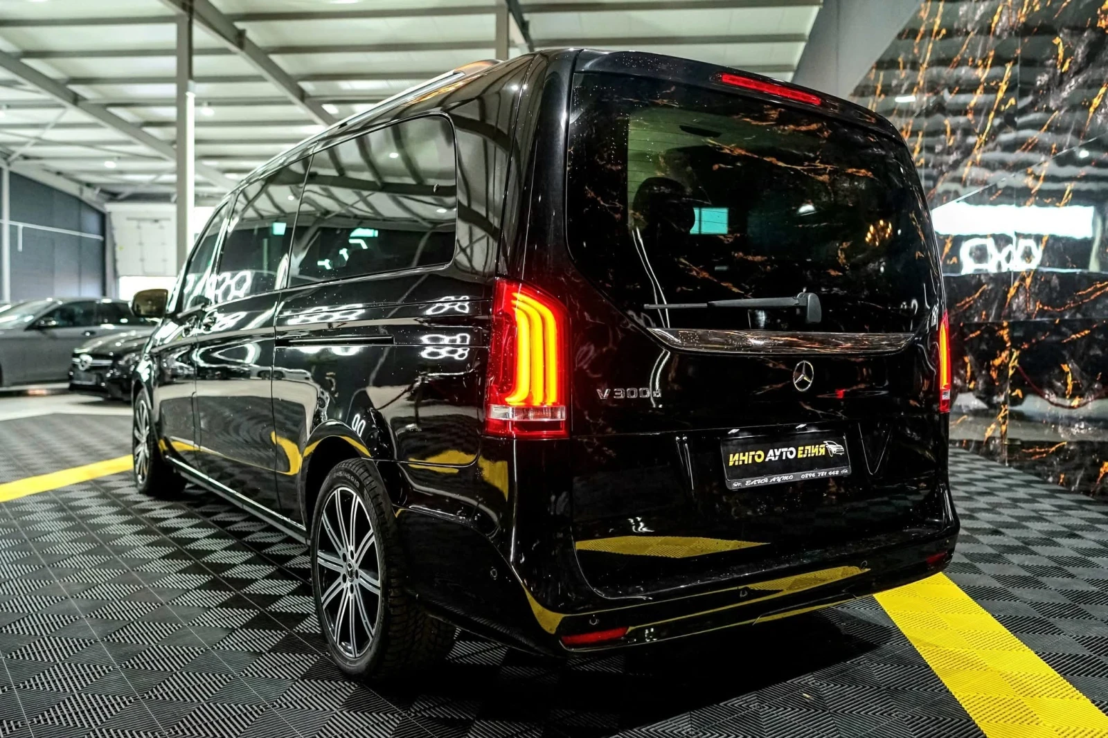 Mercedes-Benz V 300 D 7+ 1 LONG FULL AMG LINE BURMEISTER  100% | Mobile.bg   6