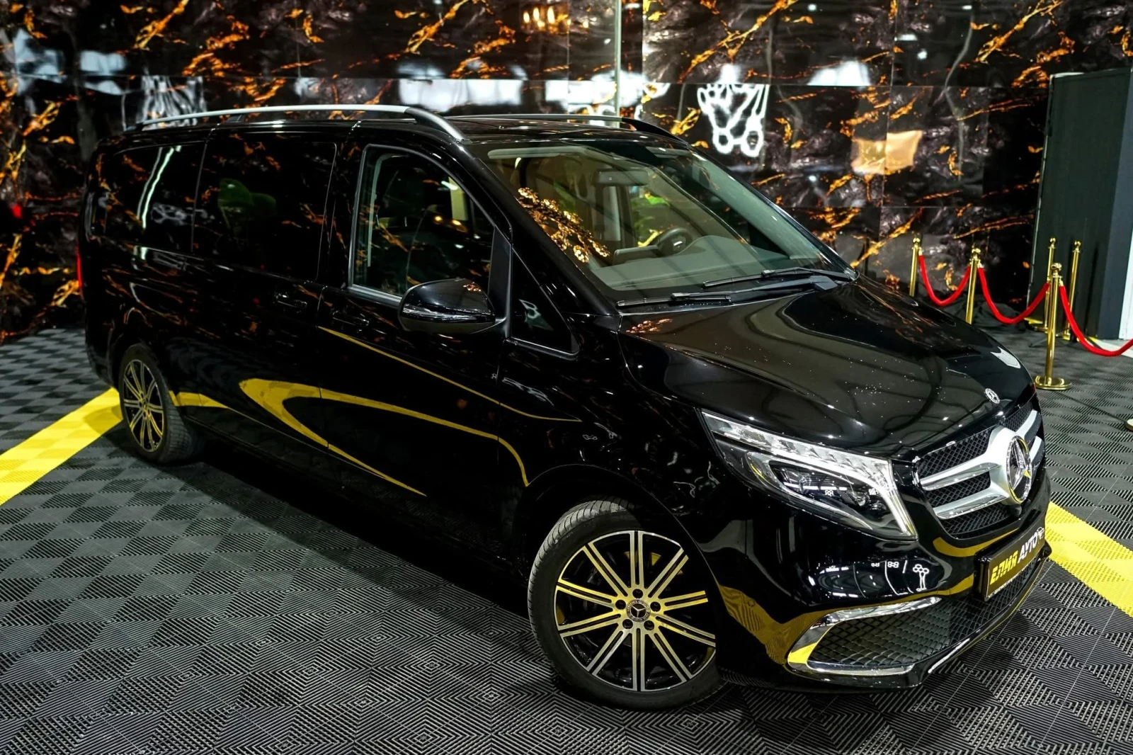 Mercedes-Benz V 300 D 7+ 1 LONG FULL AMG LINE BURMEISTER  100% | Mobile.bg   2