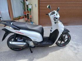 Обява за продажба на Honda Sh 300 кубика ТОП СЪСТОЯНИЕ ~2 900 лв. - изображение 1