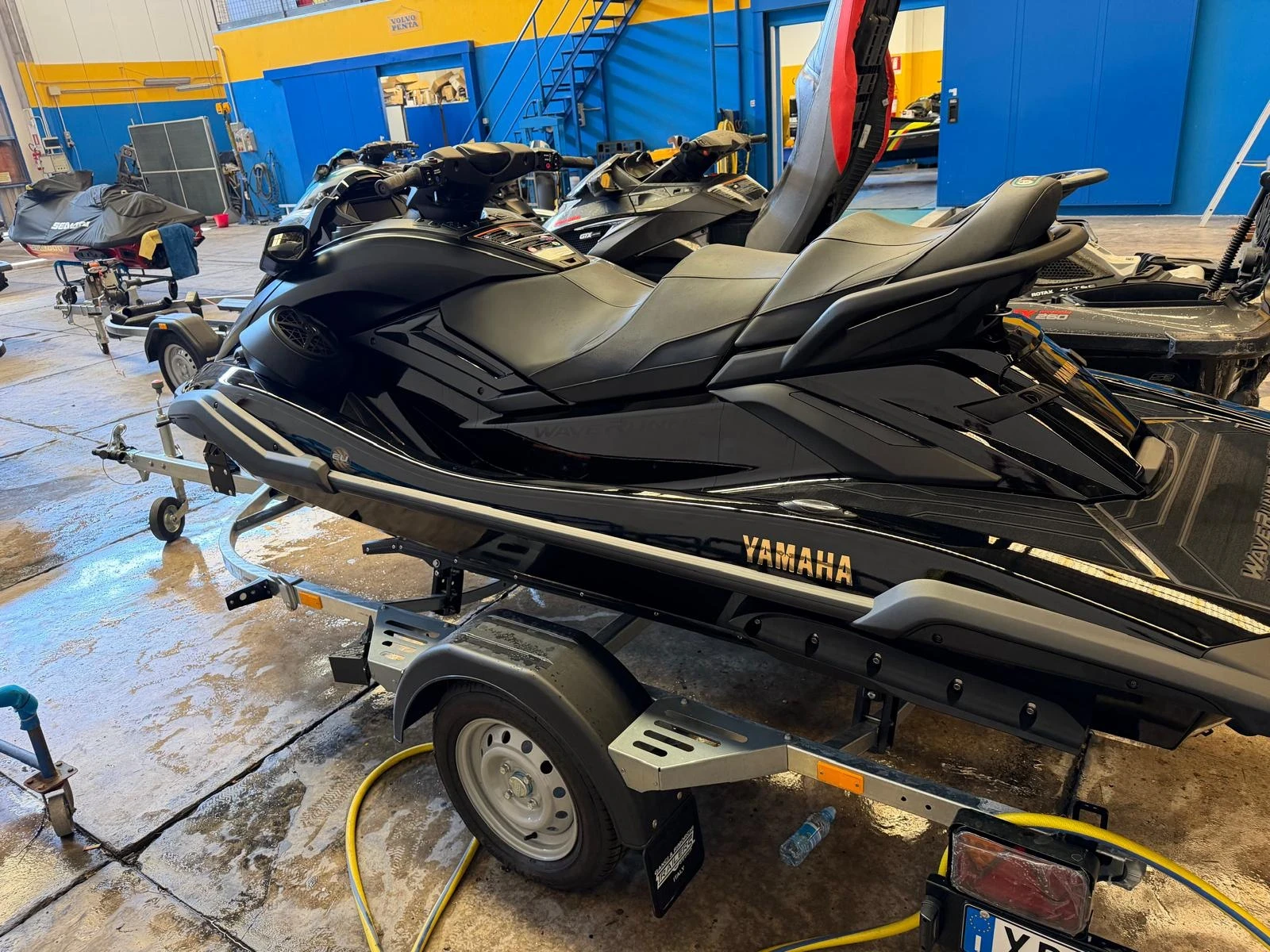 Джет Yamaha Чисто нов Yamaha SVHO -FX  Limited 40th UNIVERSARY, снимка 3 - Воден транспорт - 55778416