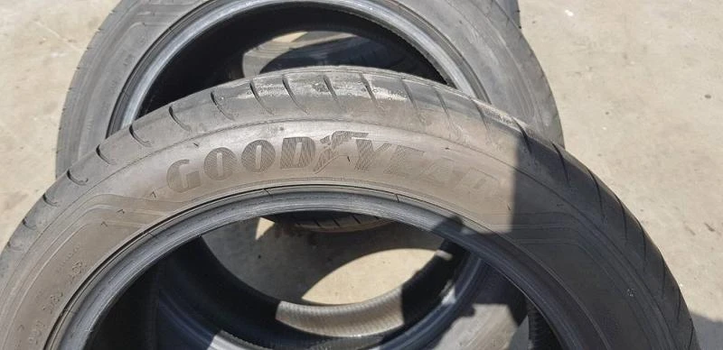 Гуми Летни 245/45R18, снимка 4 - Гуми и джанти - 22575212