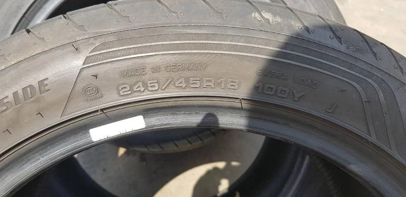 Гуми Летни 245/45R18, снимка 5 - Гуми и джанти - 22575212