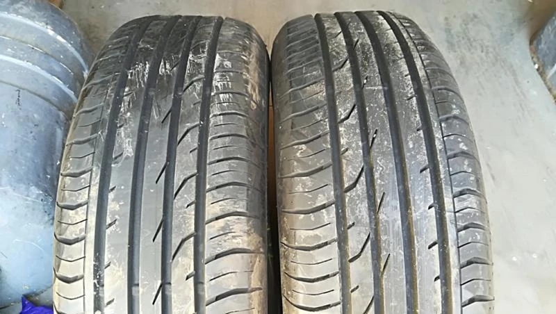 Гуми Летни 225/40R18, снимка 1 - Гуми и джанти - 25610971