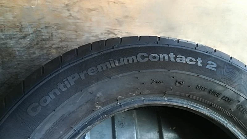 Гуми Летни 225/40R18, снимка 5 - Гуми и джанти - 25610971