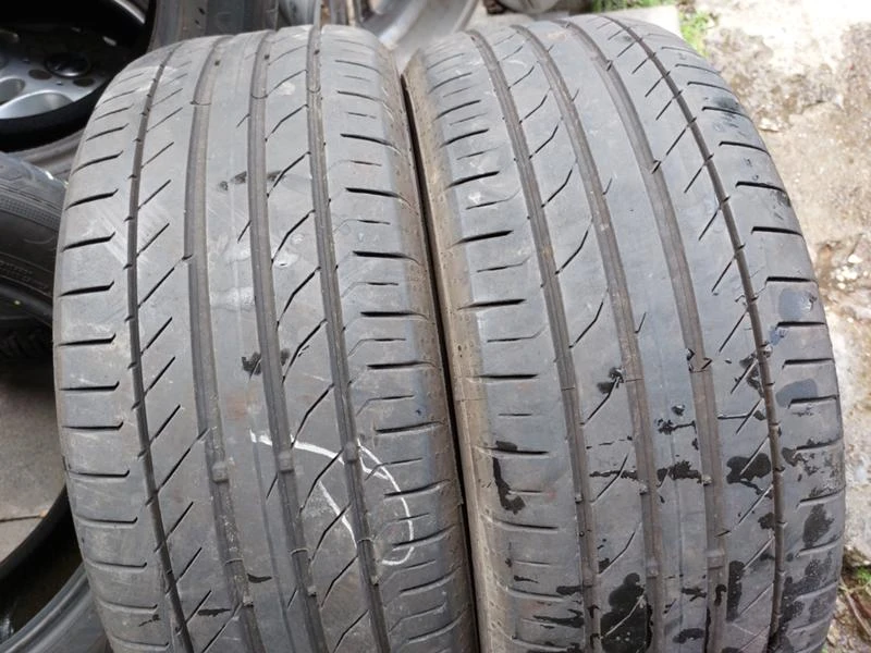 Гуми Летни 215/50R17, снимка 1 - Гуми и джанти - 36664158