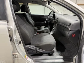 Toyota Avensis, снимка 11