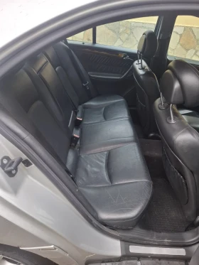 Mercedes-Benz C 200, снимка 8