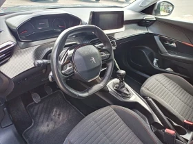 Peugeot 2008 1, 2 Allure. Перфектен автомобил - 12200 € / 23861.13 лв. - 19812736 11