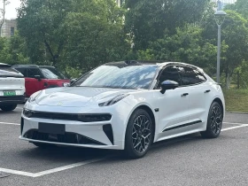 ������ Zeekr 001
