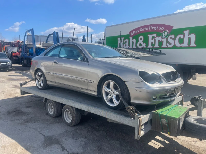 Mercedes-Benz CLK 2.7 cdi, снимка 1 - Автомобили и джипове - 47940063