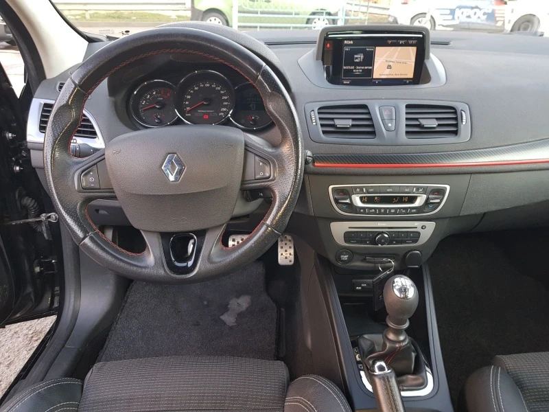 Renault Megane GT-line 1.5dci евро5B, снимка 12 - Автомобили и джипове - 44647923