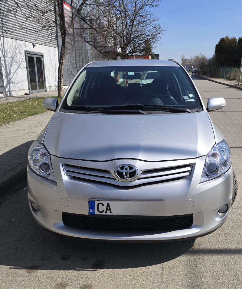 Toyota Auris, снимка 5 - Автомобили и джипове - 49438722