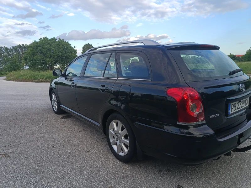 Toyota Avensis 2.2 D4D FACELIFT, снимка 5 - Автомобили и джипове - 52588155