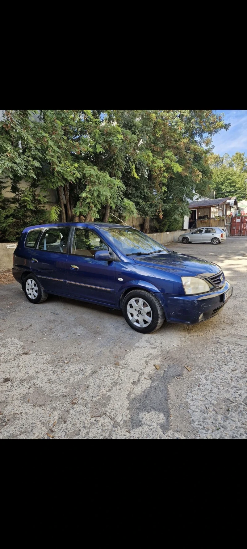 Kia Carens, снимка 6 - Автомобили и джипове - 52472984