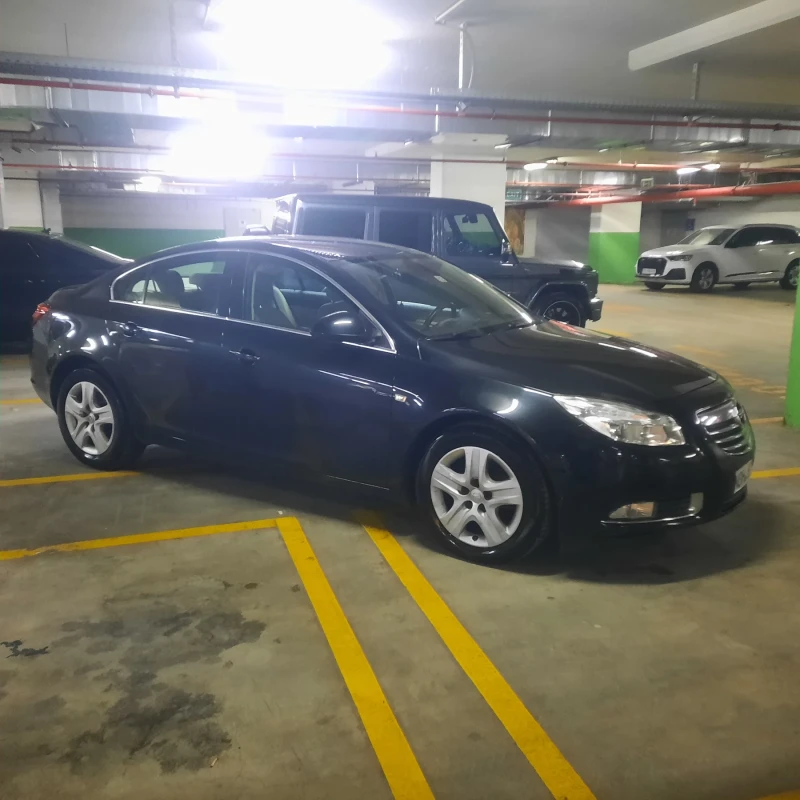 Opel Insignia 2.0CDTI/131HP, снимка 2 - Автомобили и джипове - 53186926