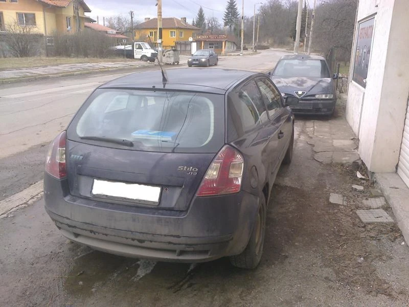 Fiat Stilo 1.9 JTD, снимка 4 - Автомобили и джипове - 24570434