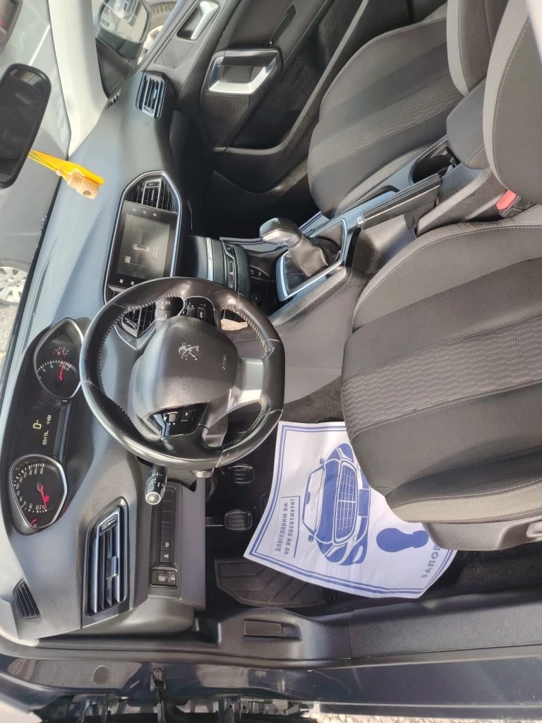 Peugeot 308 1, 2-турбо - изображение 7