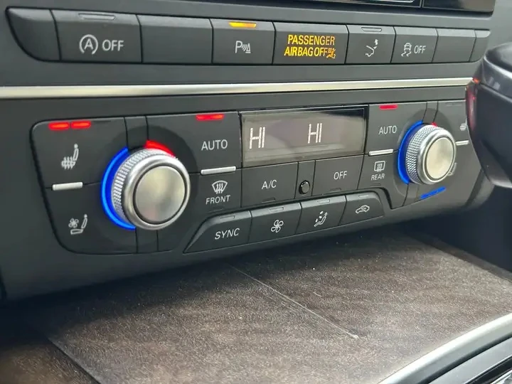 Audi A7 Technik* 8ZF* Обдухване* HeadUp* BOSE* Valcona кож, снимка 10 - Автомобили и джипове - 53991161