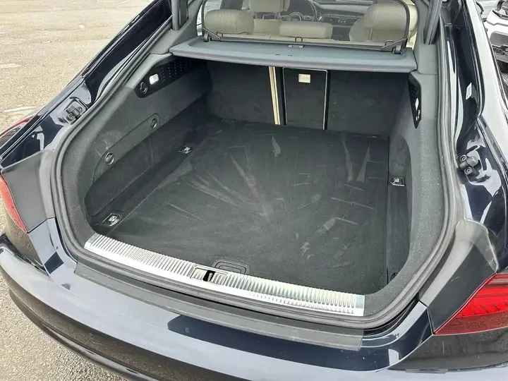 Audi A7 Technik* 8ZF* Обдухване* HeadUp* BOSE* Valcona кож, снимка 6 - Автомобили и джипове - 53991161